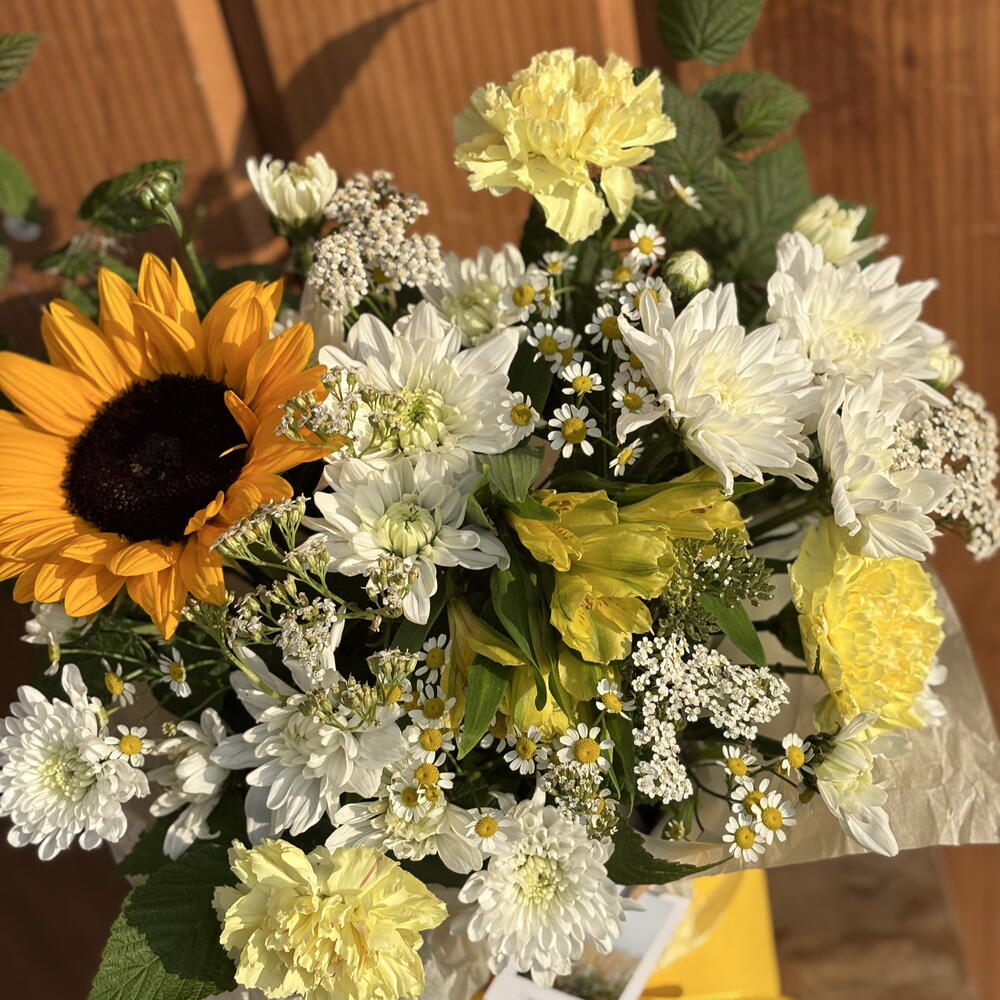 Букет с подсолнухом 🌻