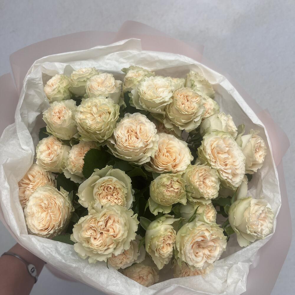 Букет кустовых роз