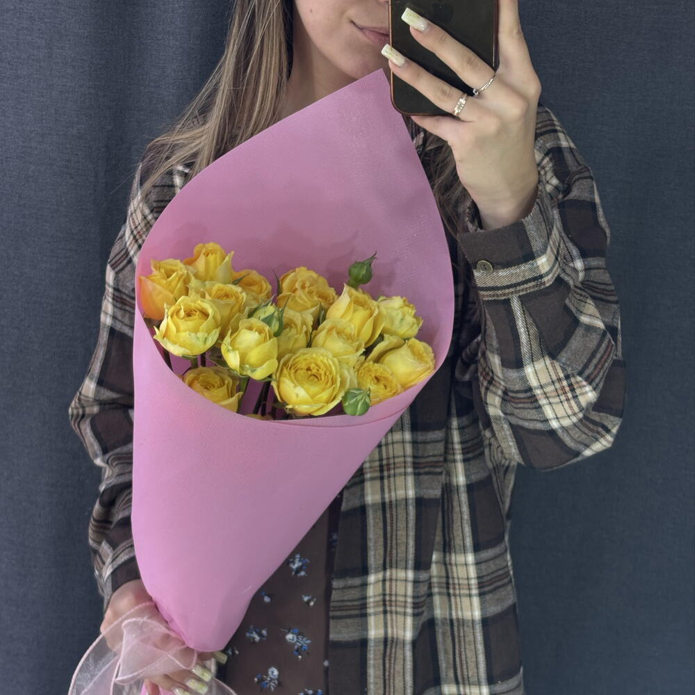Конвертик с желтой кустовой розой яркое солнце 💛💛