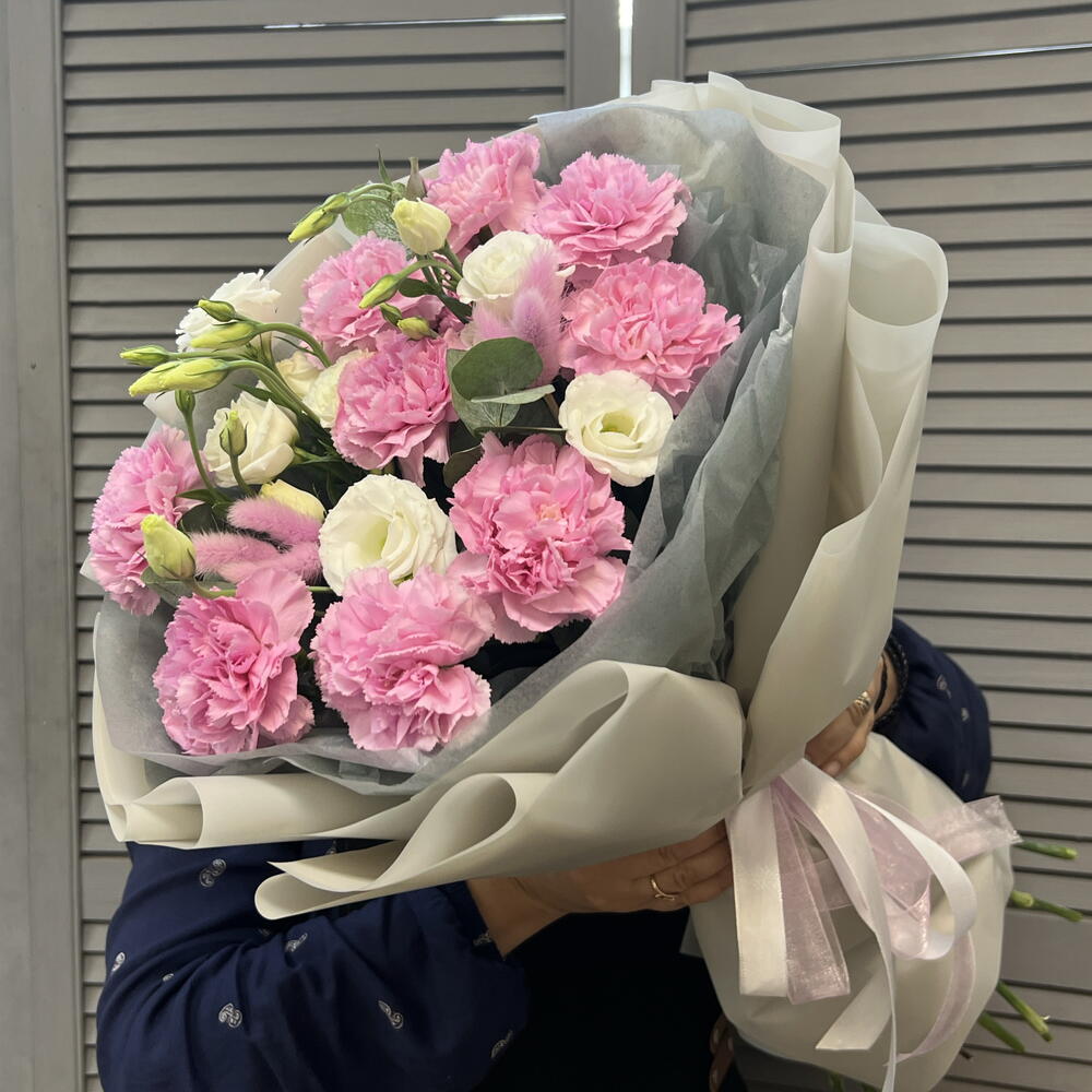 Диантусы с эустомой💞