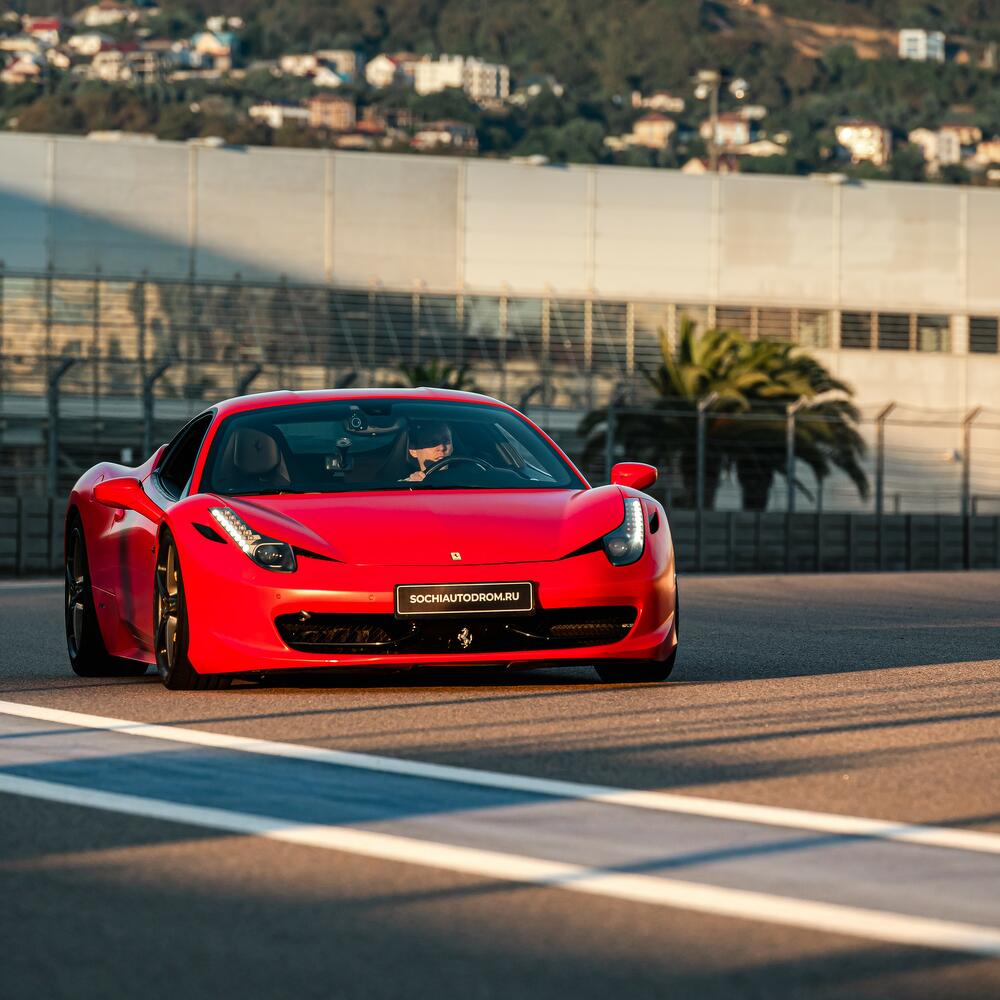 [Electronic certificate] Racing taxi for Ferrari 458 Italia at SiriusAvtodrome