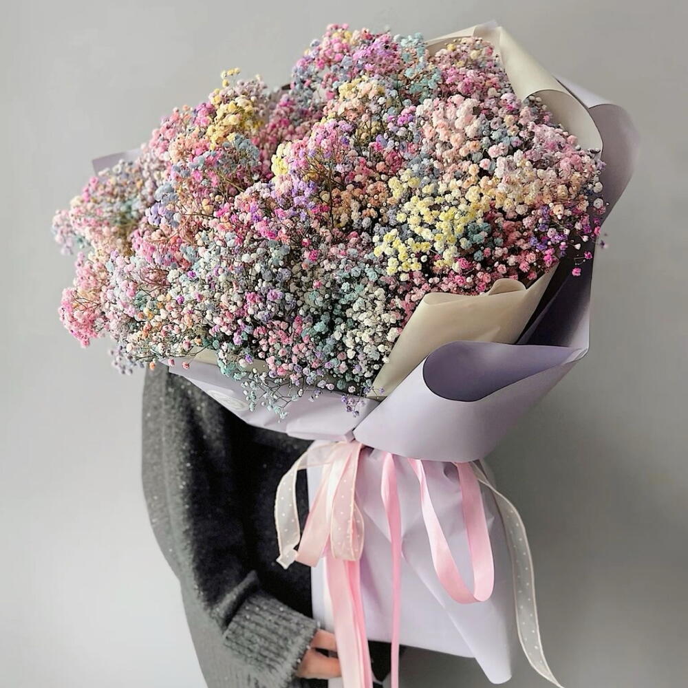 Букет из радужных гипсофил 💕