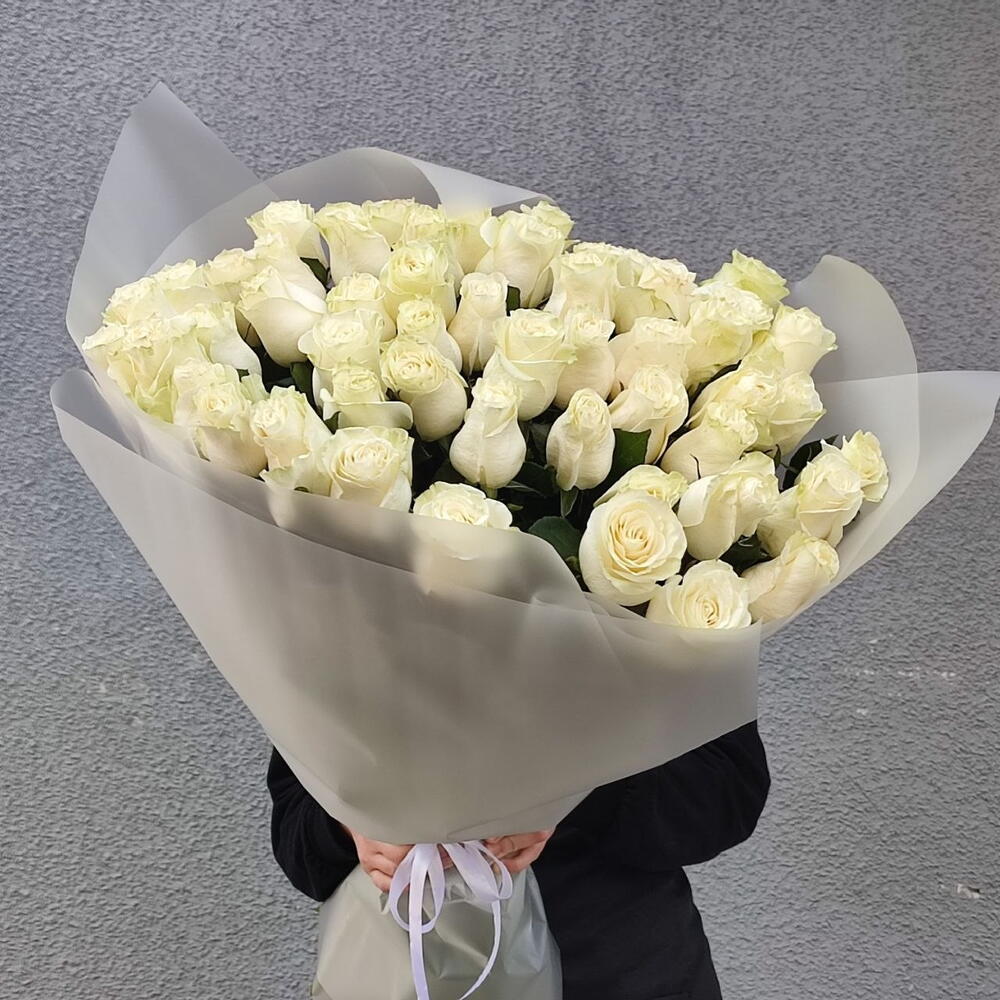 51 роза Мондиаль