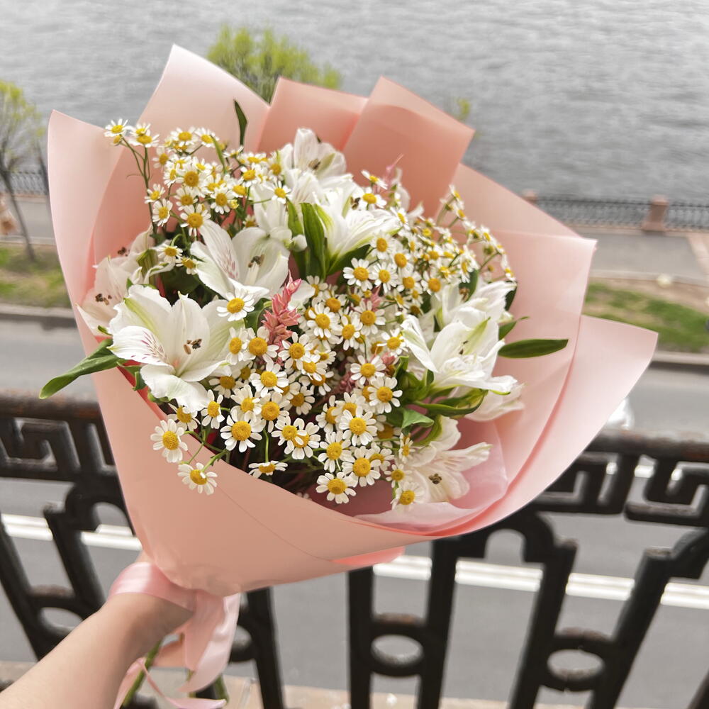 Ромашки🌱альстромерии и пшеница