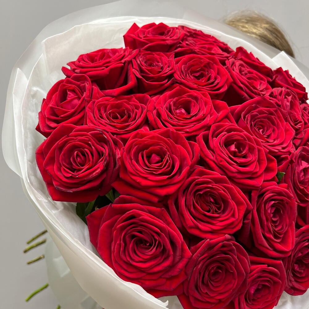 Моно букет из 29 бордовых роз 😍