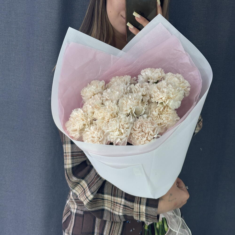 Милый букетик из кремовых диантусов 🍨🤍🫶🏻