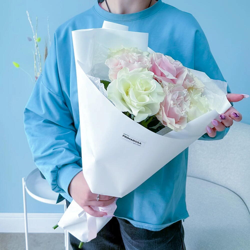 Букет из 7 французских роз Эквадор «Облачко» 🤍🌸 38370