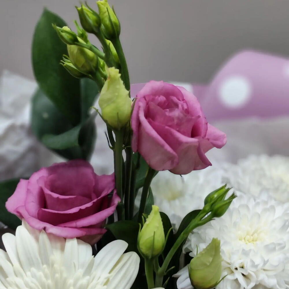 Букет с герберой и эустомой