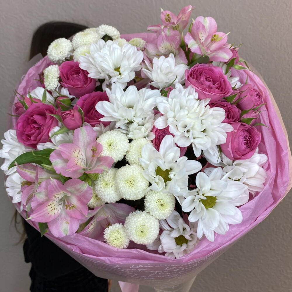 Письмо любимой 🌸💗 Сборный букет из ромашки, альстромерии и кустовой розы