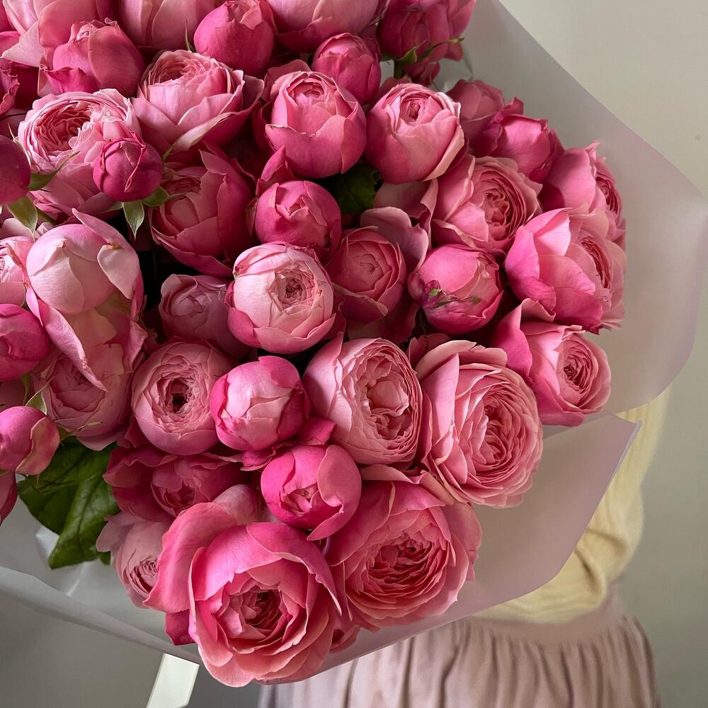 25 кустовых пионовидных роз🌸
