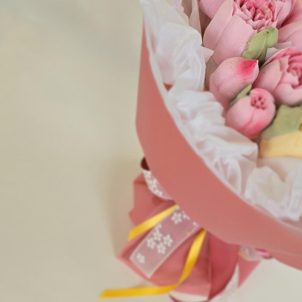 A large and delicious marshmallow bouquet.