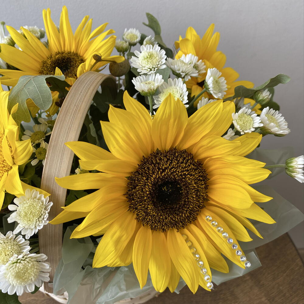 Лукошко с подсолнухами 🌻