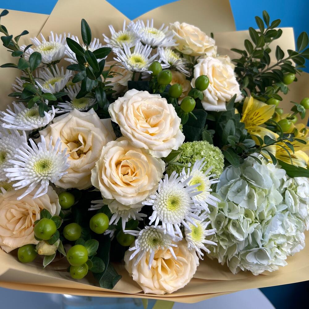 Bouquet with hydrangea