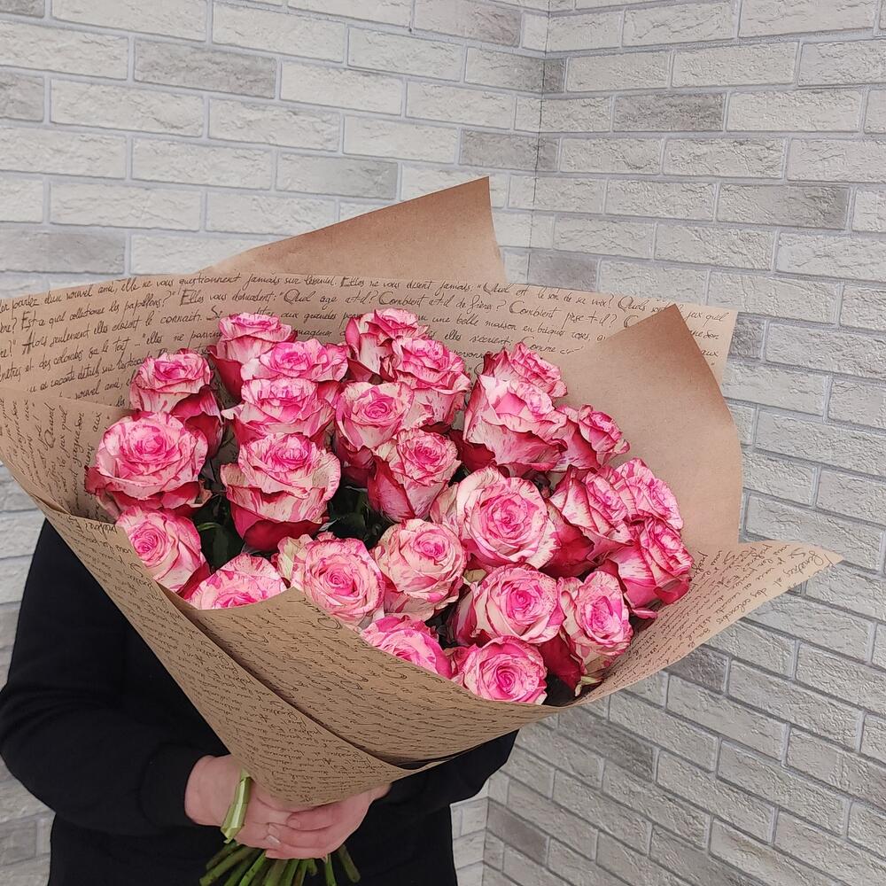 25 Роза Эквадор 70 см