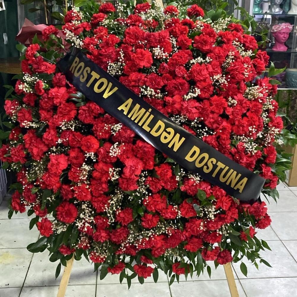 Винок из 250 гвоздики