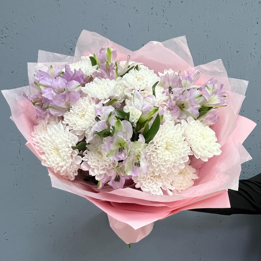 Сиреневая ласка 🌸 Трогательный букет в сиренево-белых тонах, наполненный мягкостью и светом