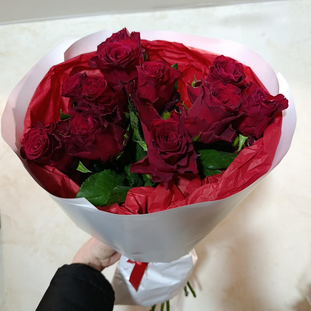 Букет из красных роз