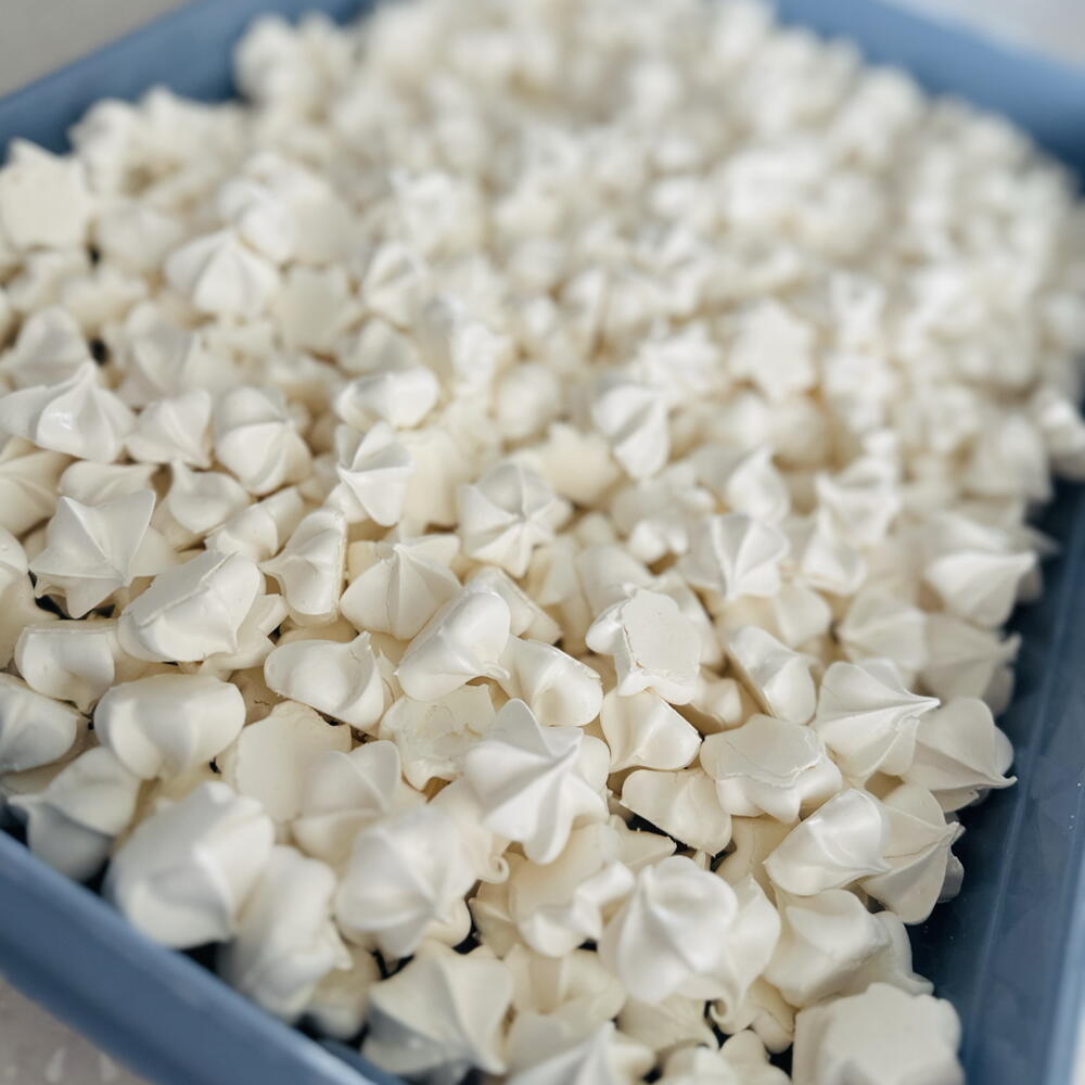 Mini meringues