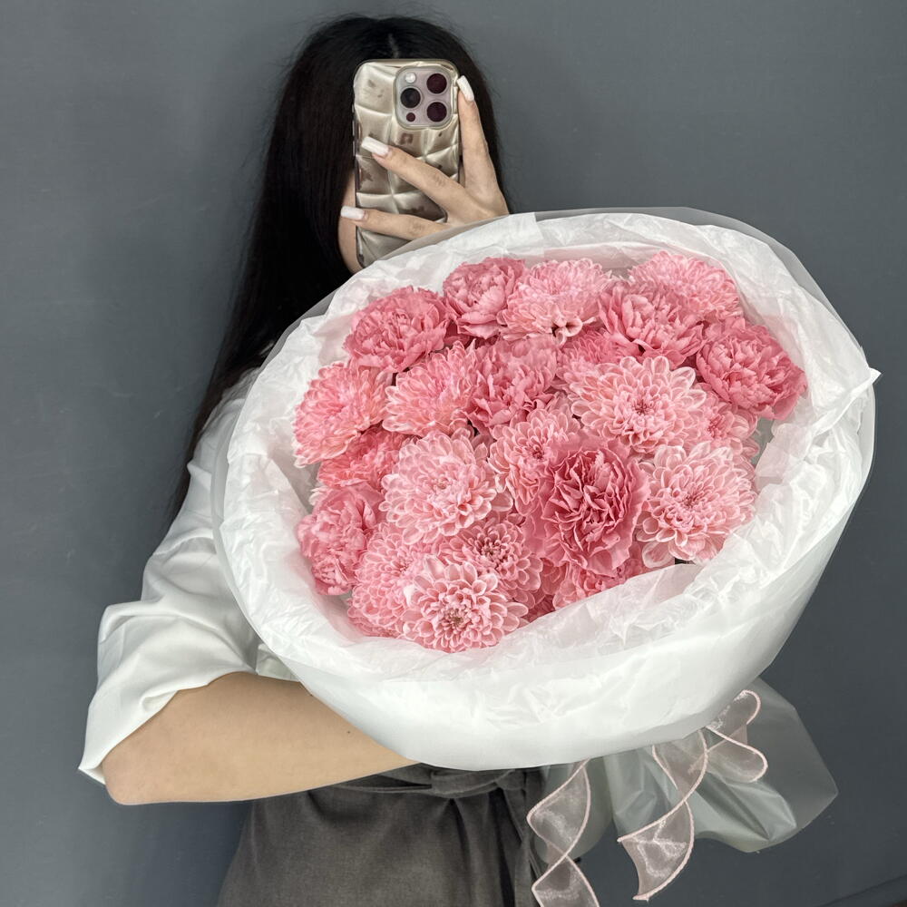 Авторский букет😍 с персиковыми хризантемами и диантусами