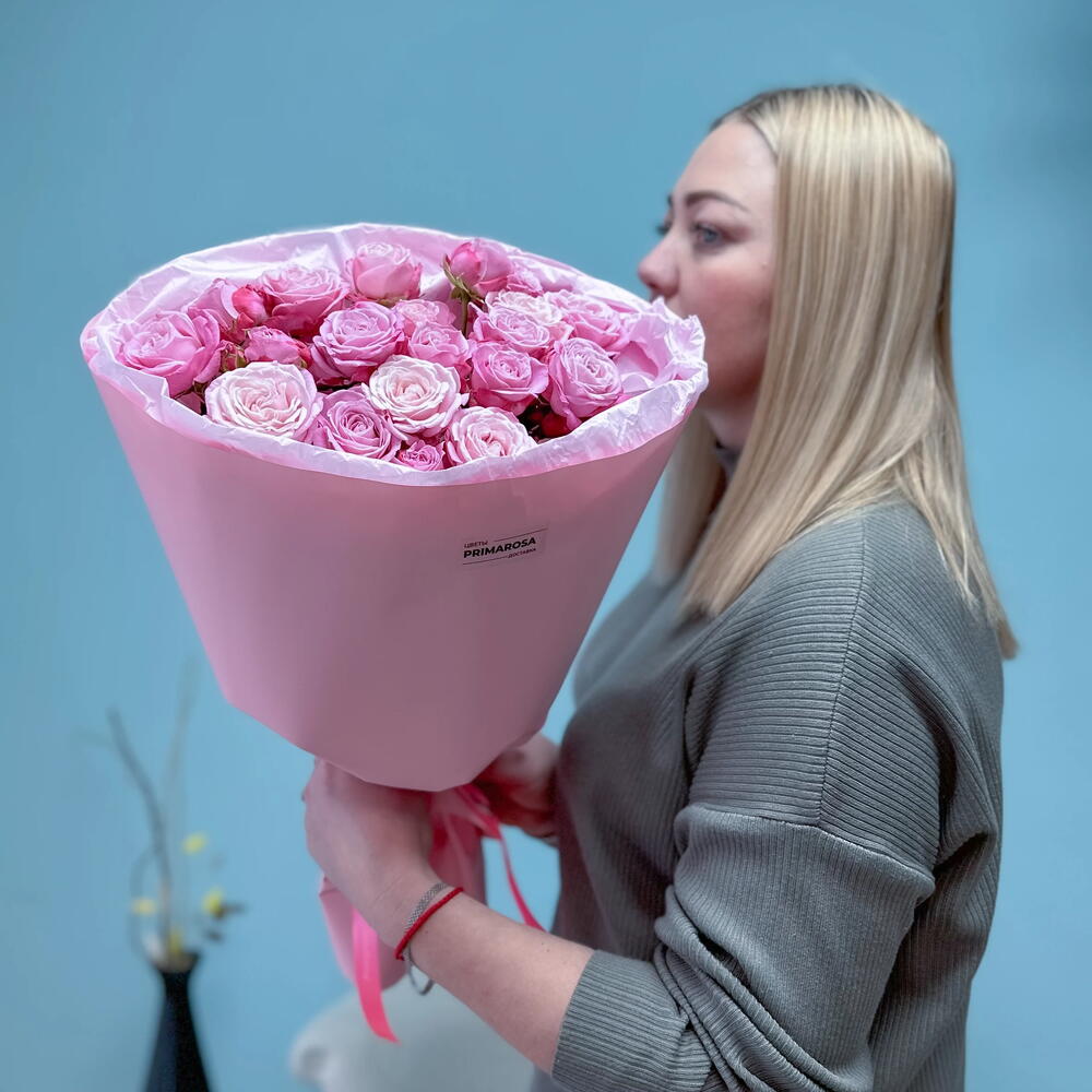 Букет из 7 кустовых роз Бомбастик «Розовая нежность» 🌸 38999