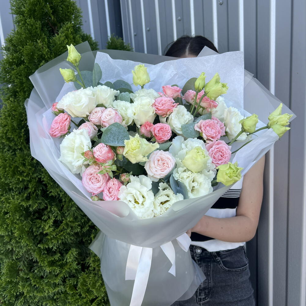 Эустома и бамбастик 🌹