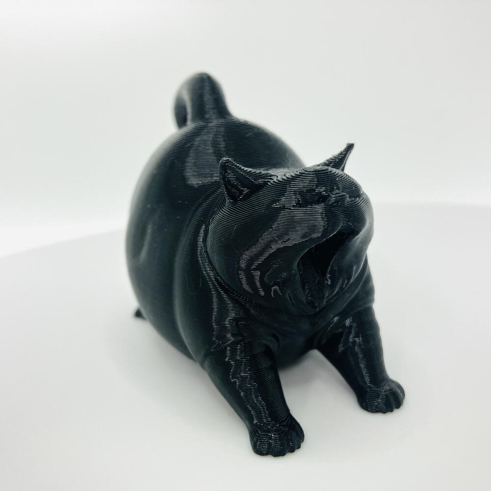 кот зевун котозилла черный