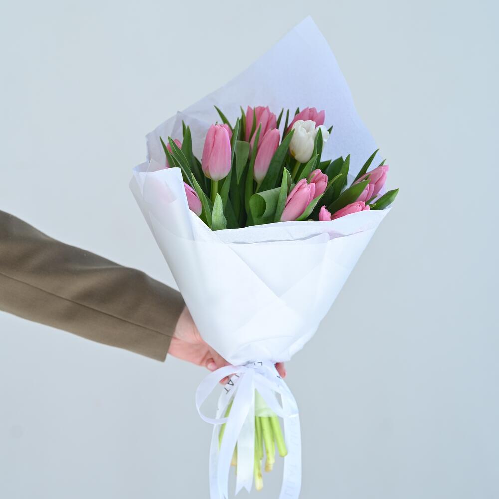 15 Tulips