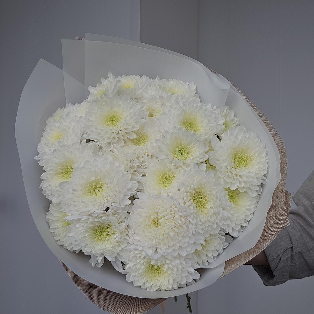 Букет из кустовых хризантем