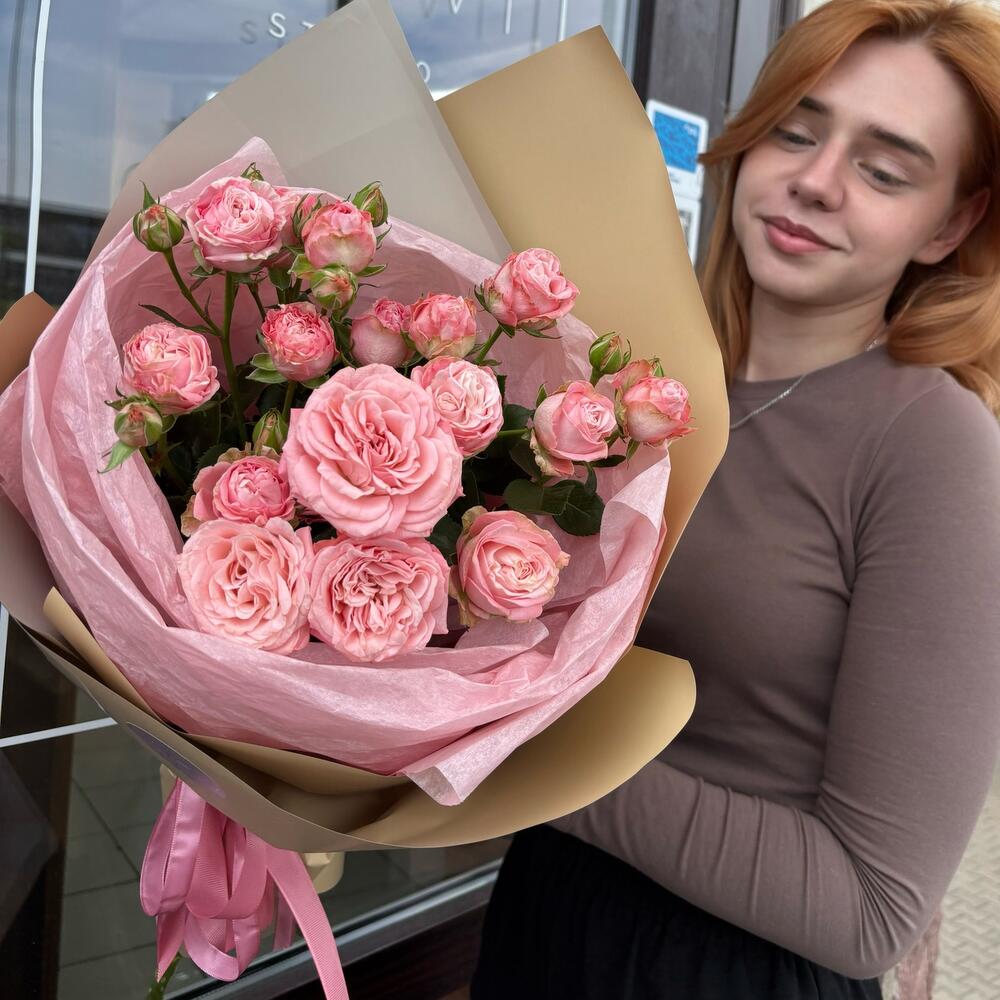 Букет из цветов + клубника в шоколаде «Приятности для милой»