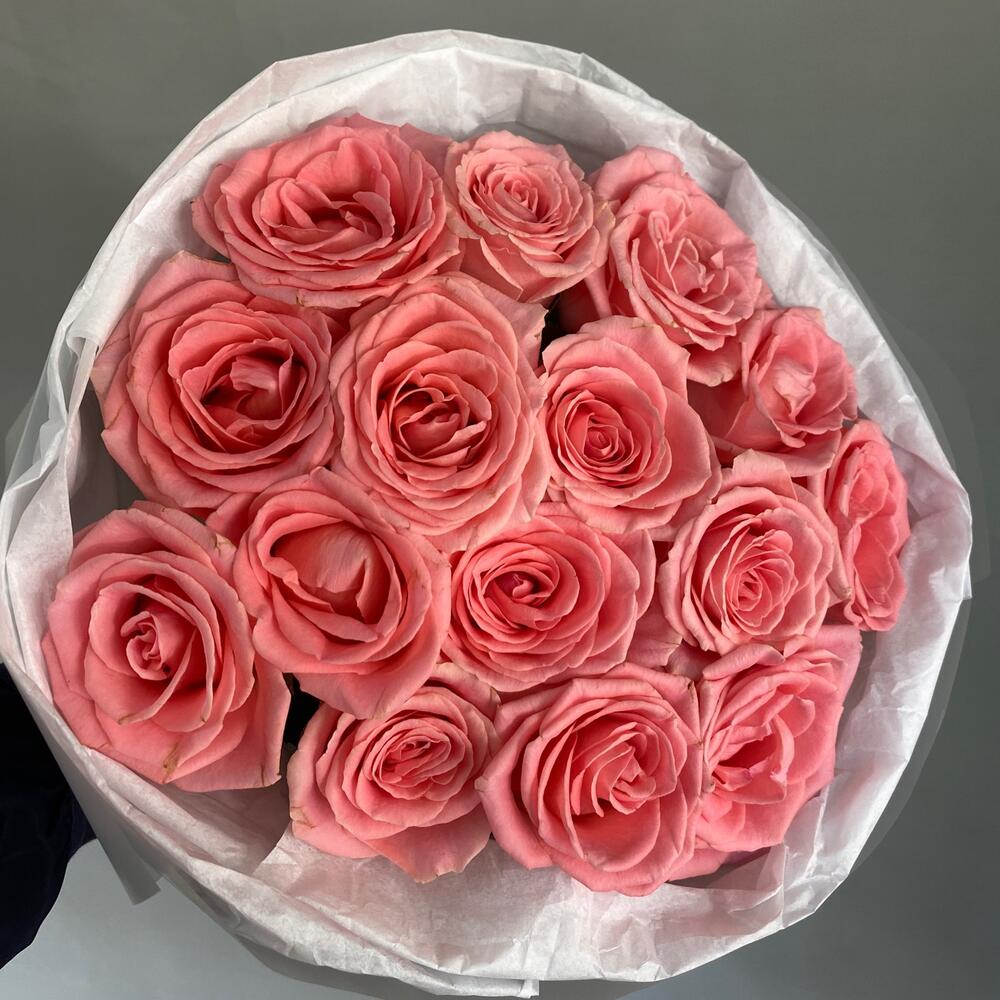 Моно из 15 роз Софи Лорен😍💕