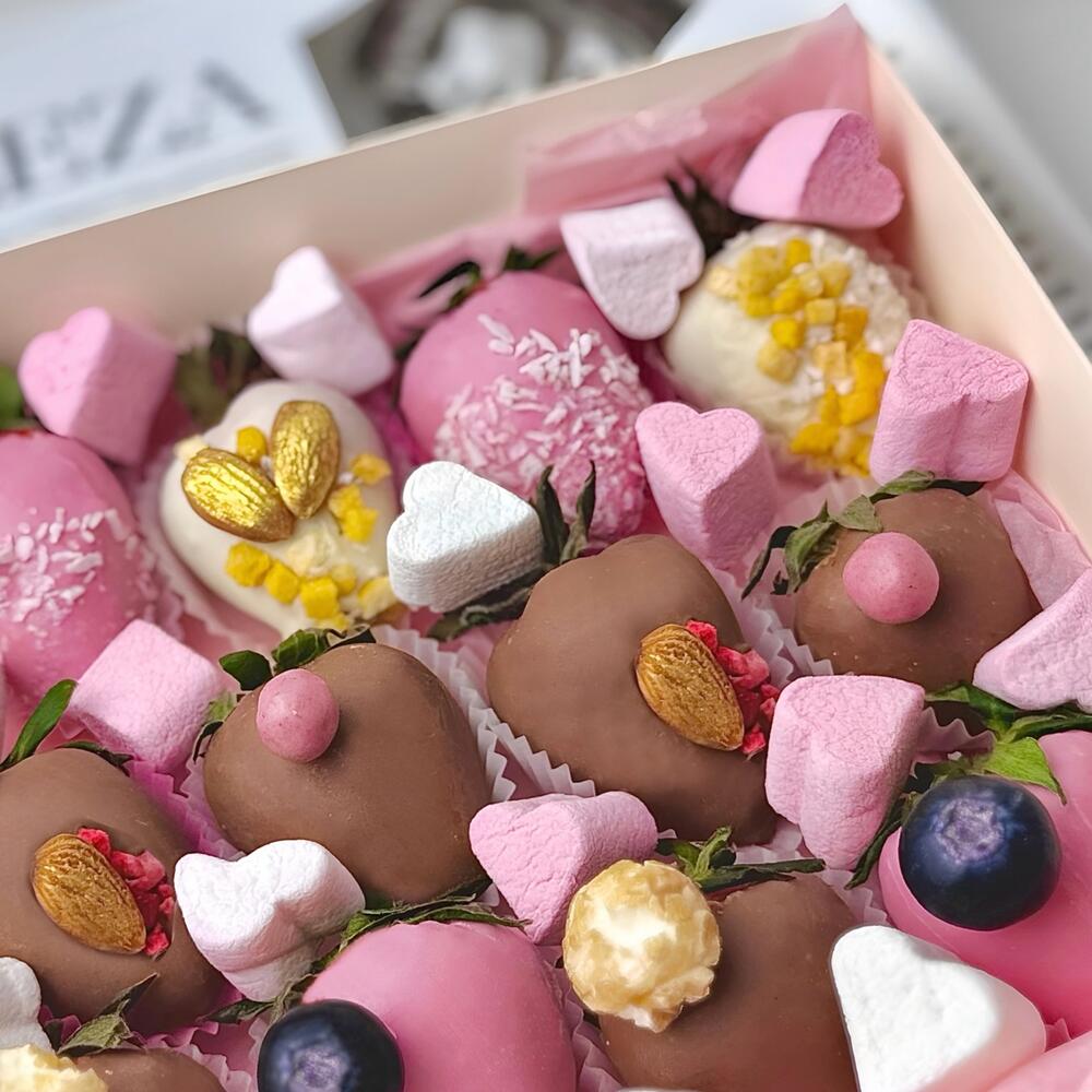 Клубника в шоколаде «Баблгам»12-15шт