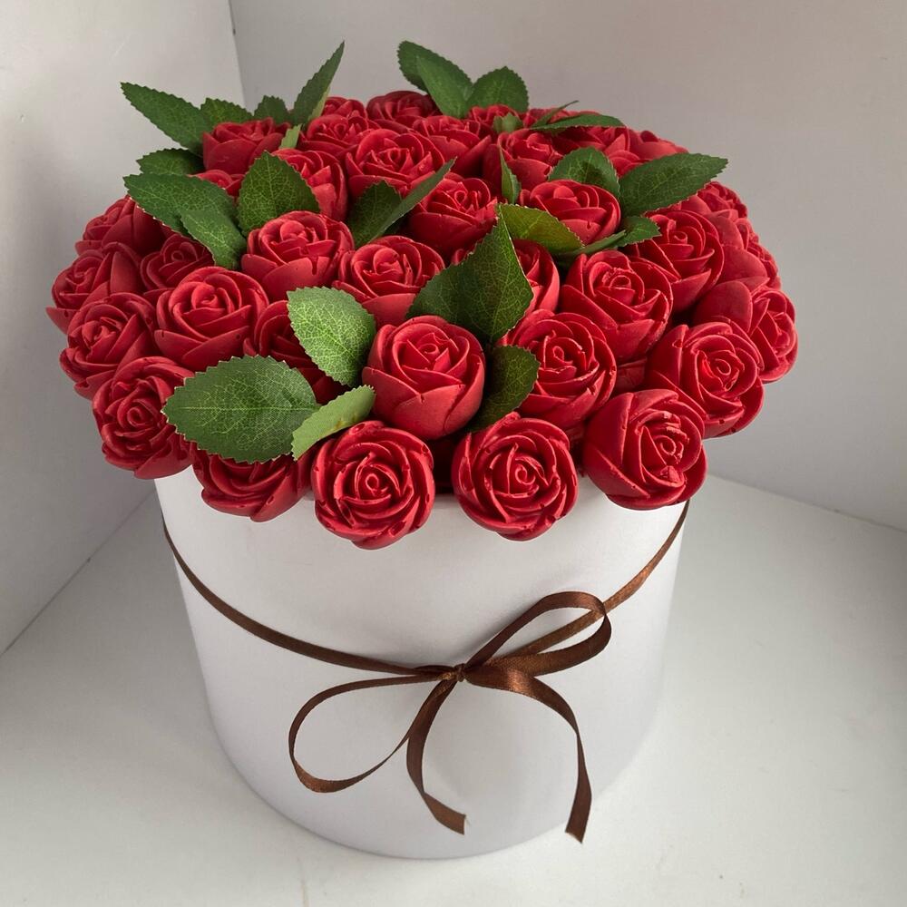 Алые розы🌹
