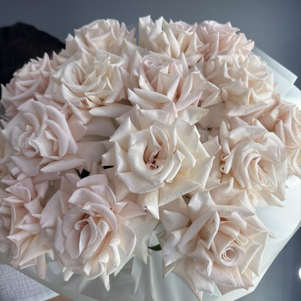 Монобукет из розы HAPPY BRIDE 15шт