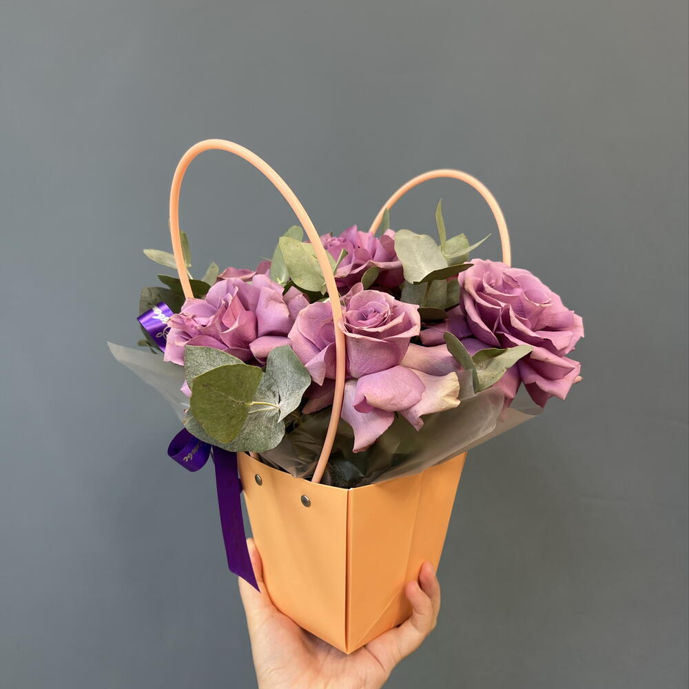 Корзиночка с розами