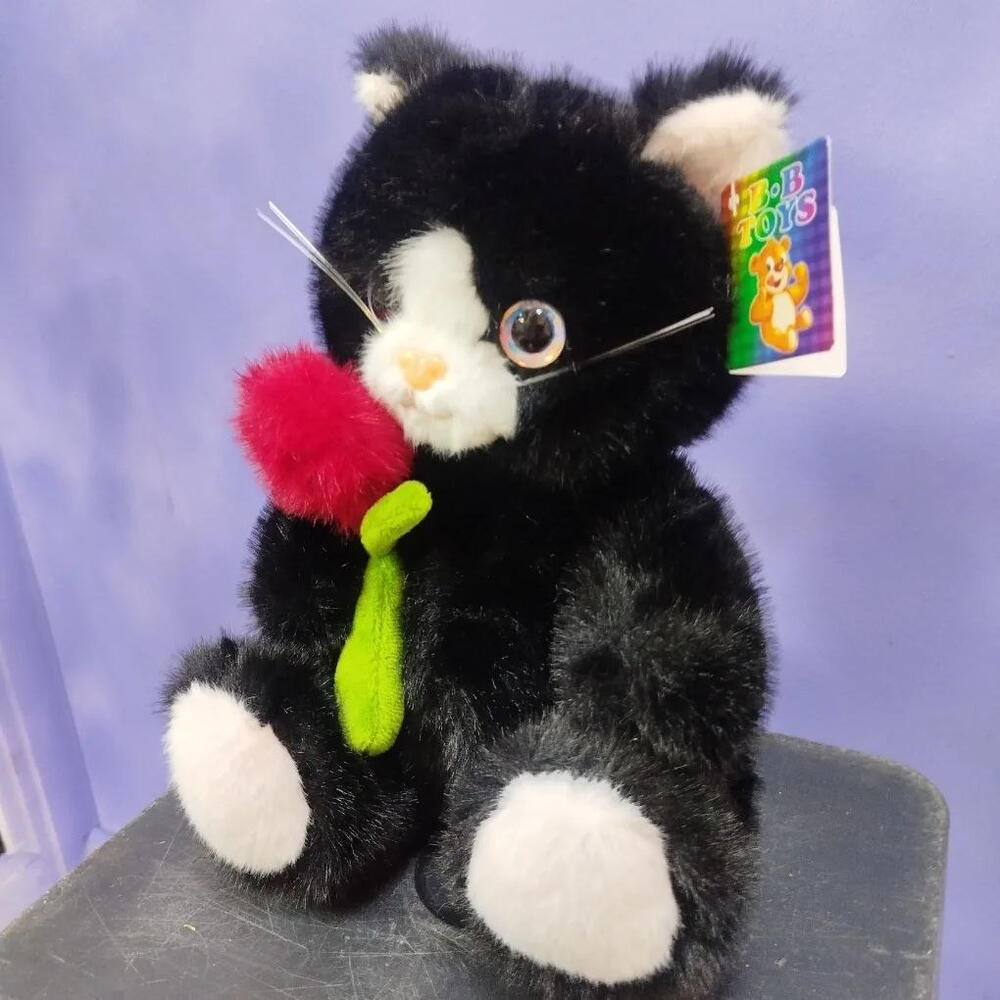 Кот черный мягкий