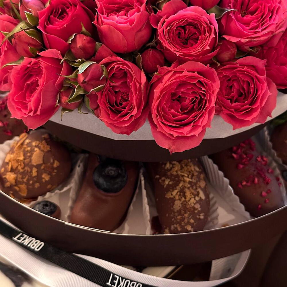 Клубника в шоколаде - Pink Couture 🍓🍫