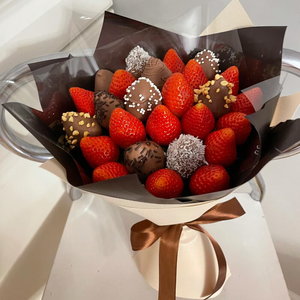 Ramo de Fresas cubiertas de Chocolate ir