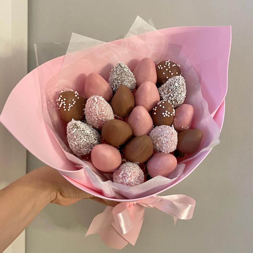 Fresas cubiertas de chocolate por la Mañana en Mónaco