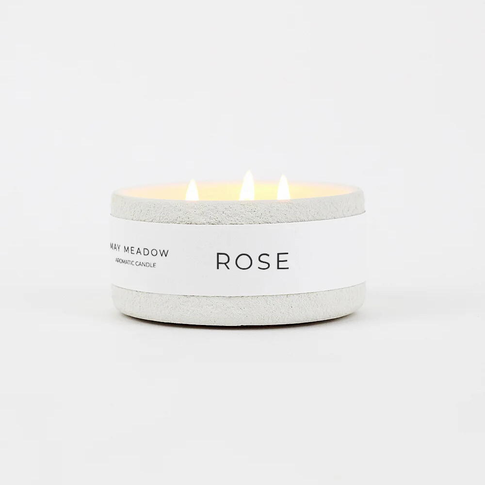 Ароматическая свеча Rose May Meadow. Чаша с крышкой (3 хлопковых фитиля), 200 мл