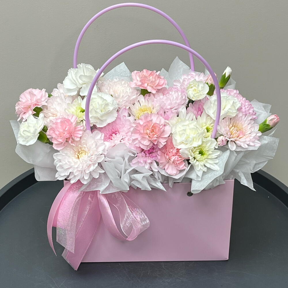 Стойкие хризантемы и диантусы в сумке🌸