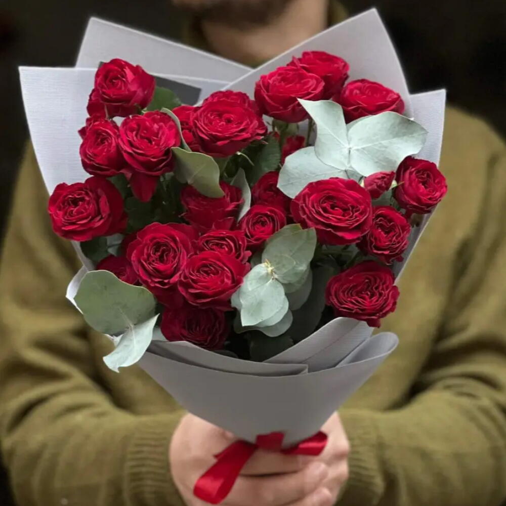 Red spray roses
