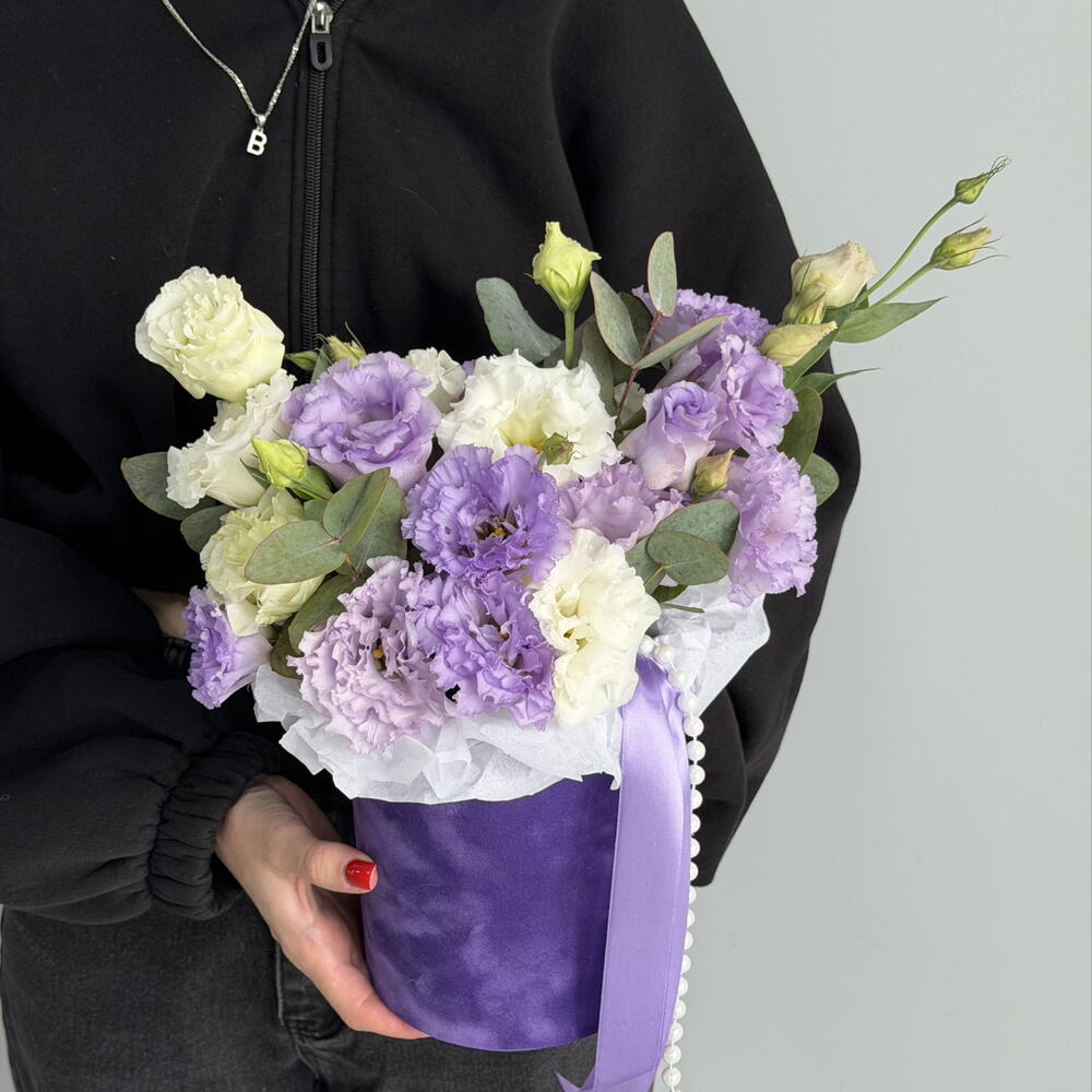 Цветы композиция из эустом белых и фиолетовых 💜