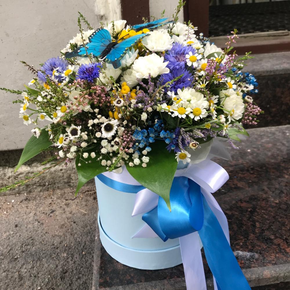 Цветы в коробке