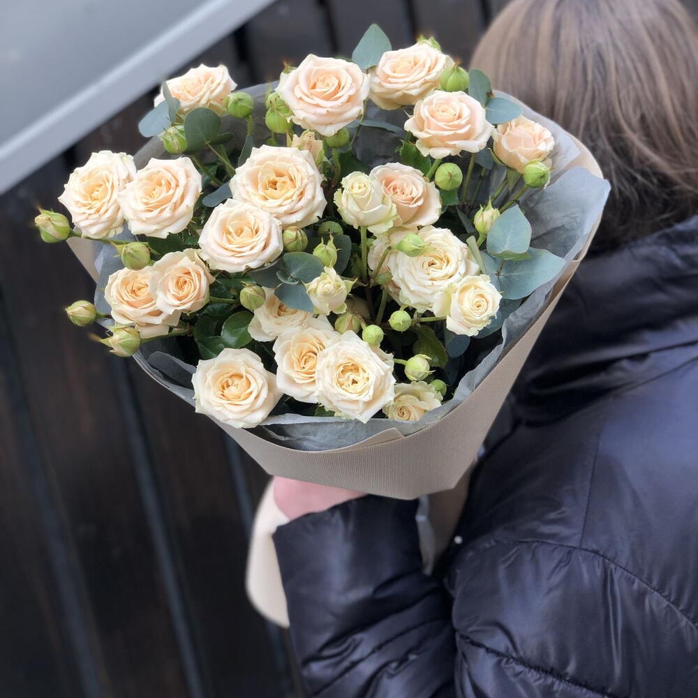 Кустовая Роза  персиковая