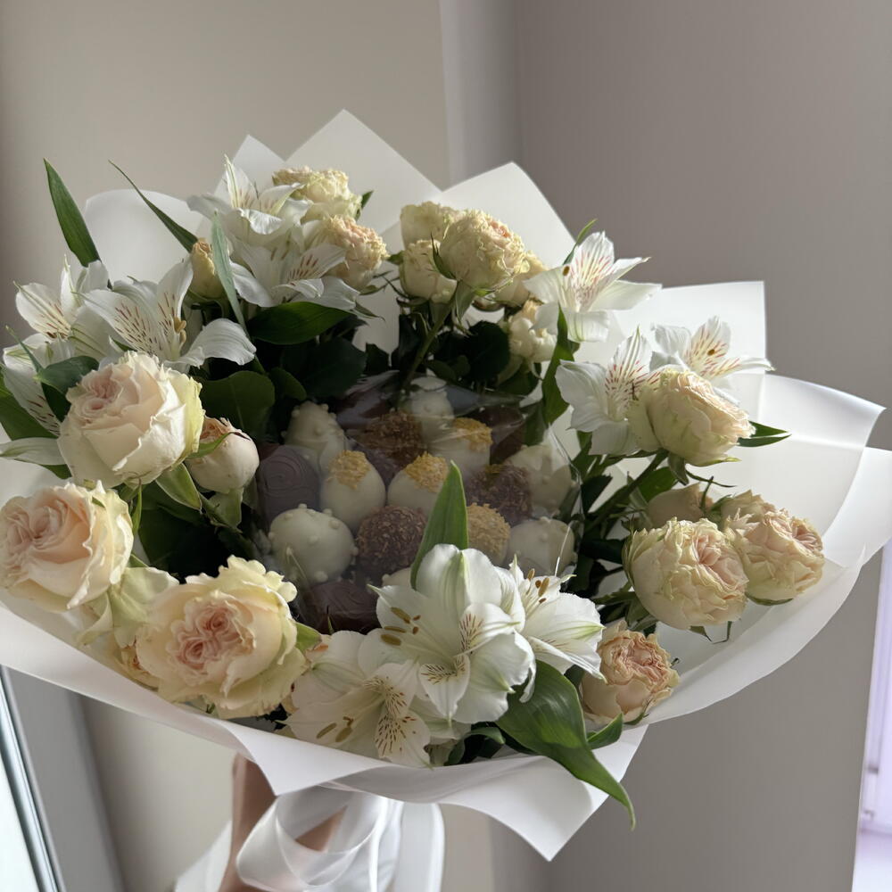 Букет с цветами white