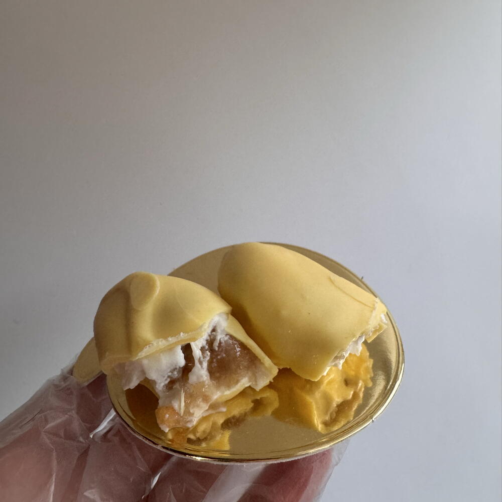 Корпусное пирожное банан