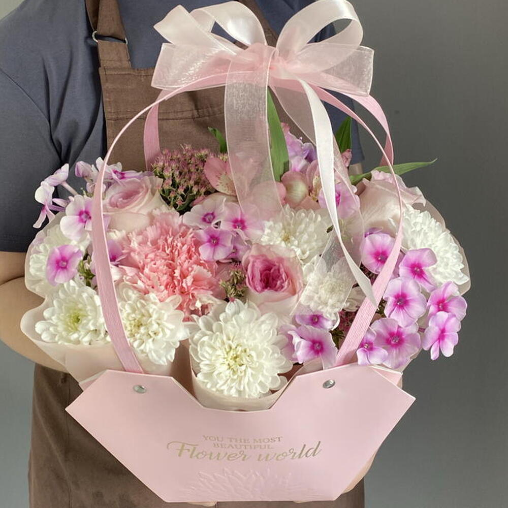 Нежная сумочка цветов🤗🌸