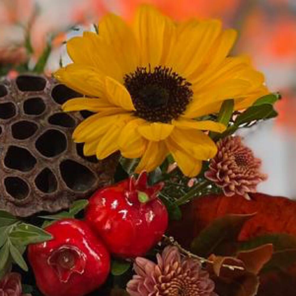 Mini pumpkin with flowers