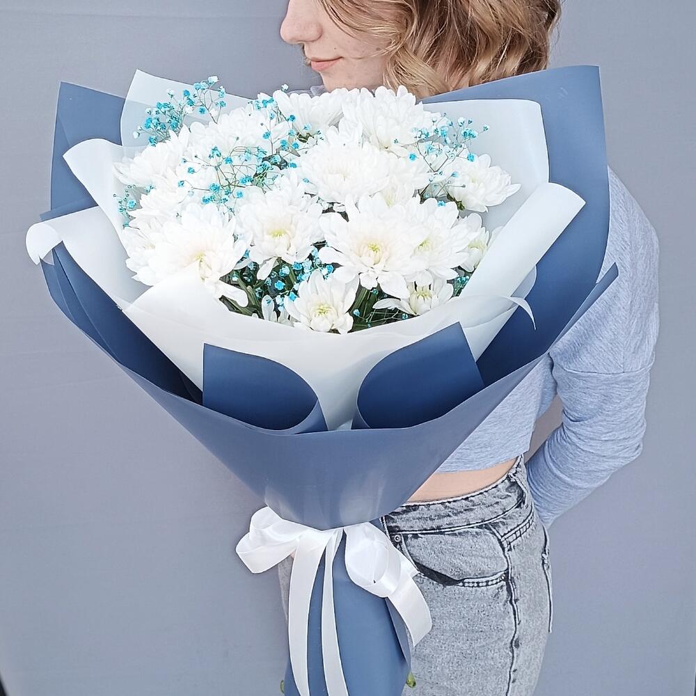 Chrysanthemums mono bouquet