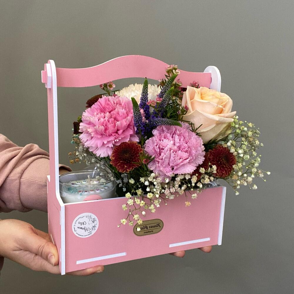 Недная композиция цветы и аромосвеча, Цветы и подарки Виктория-2 ...